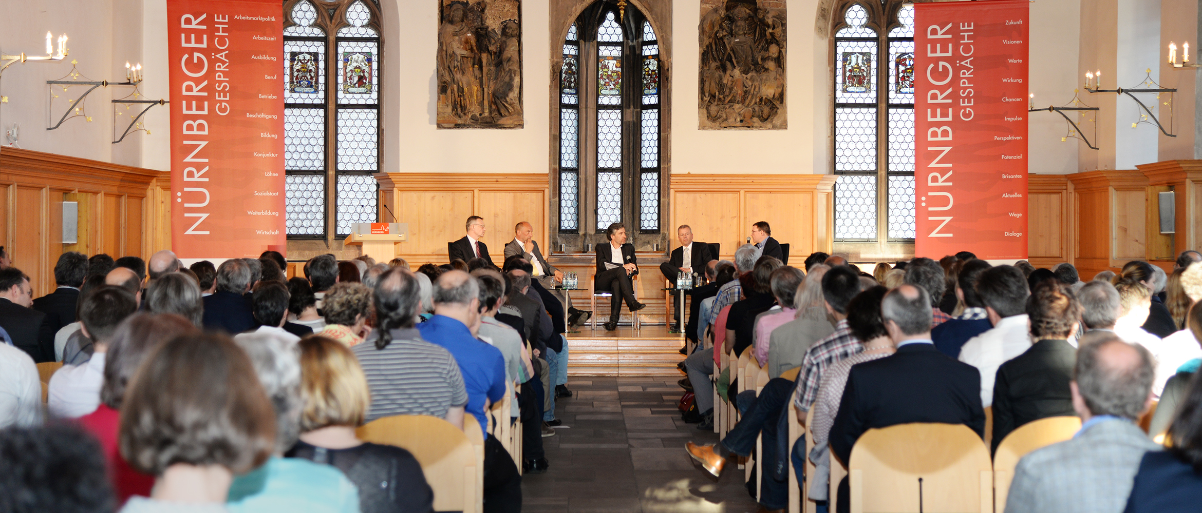 Nürnberger Gespräche: Podiumsdiskussion im Historischen Rathaussaal der Stadt Nürnberg.