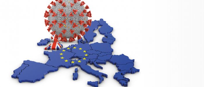 Darstellung der EU-Mitgliedsstaaten, inklusive Großbritannien in Kartenform. Oben drüber schwebt das Corona-Virus.