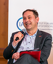 Karl-Sebastian Schulte bei den zweiten Nürnberger Gesprächen im Jahr 2021.