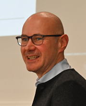 Das Bild zeigt Oliver Falck, Professor am ifo Institut und an der Ludwig-Maximilians-Universität München.